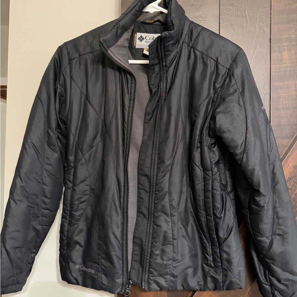 Columbia Charcoal Puffer Jacket